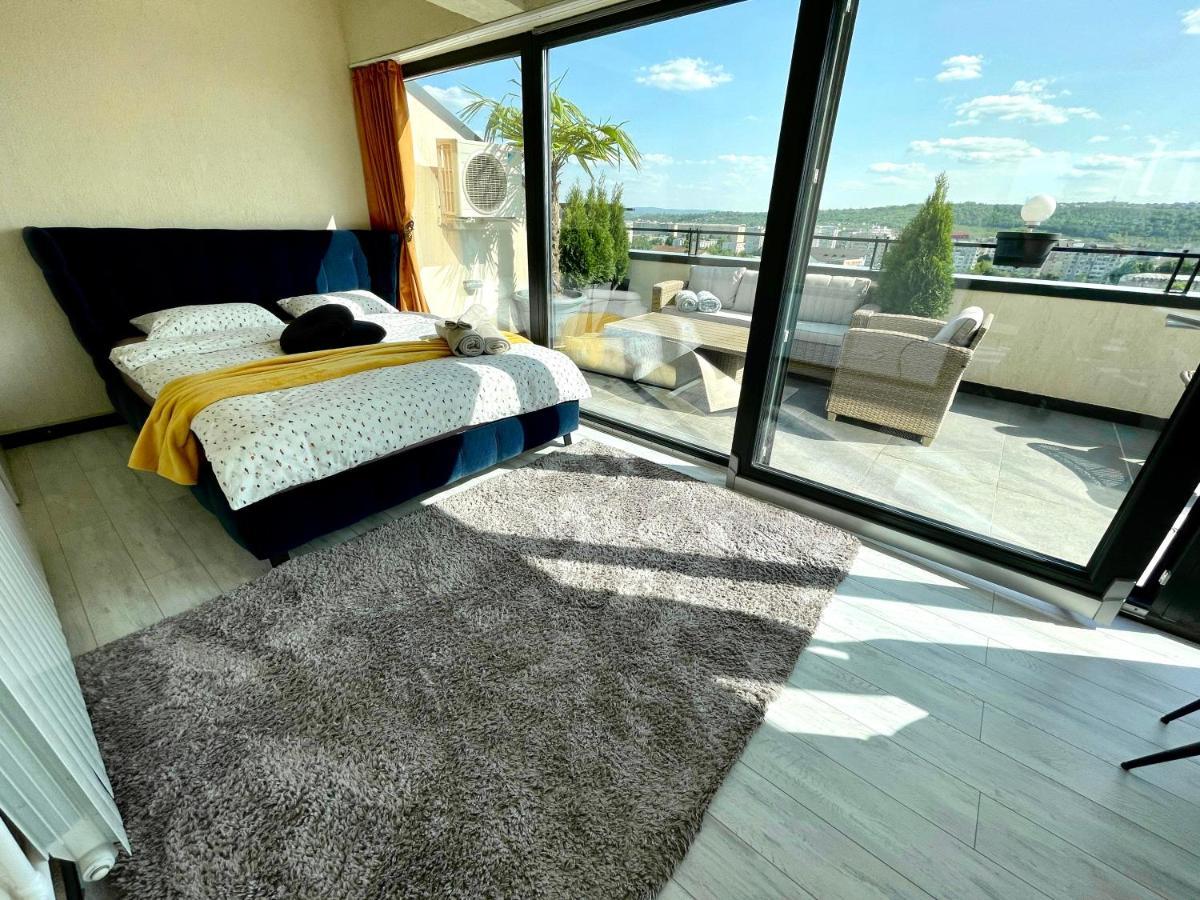 Penthouse Exclusive View , Iasi Apartment Bagian luar foto