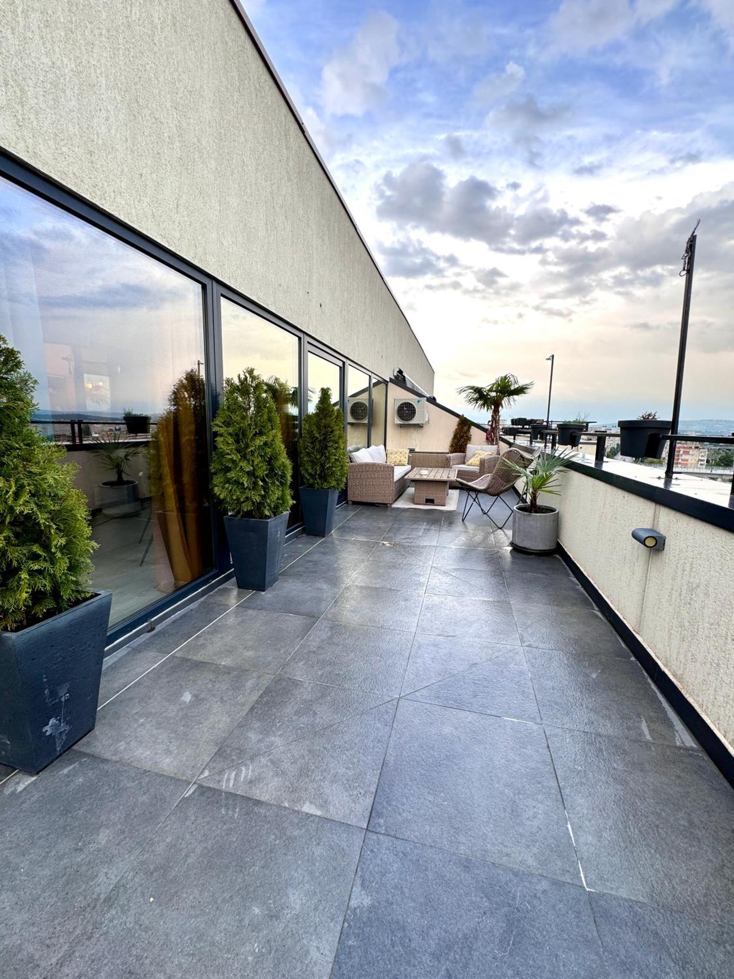 Penthouse Exclusive View , Iasi Apartment Bagian luar foto